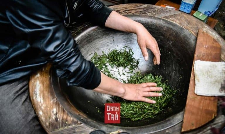https://www.sonhatea.com/Resource/Blogs/Thumbnails/1/13/tra-xanh-la-gi-5-su-that-ve-tra-xanh-ma-ban-chua-biet-danh-tra-13.jpg